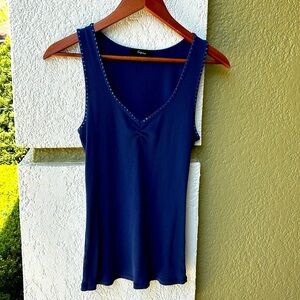 Express ribbed tank with rhinestones
